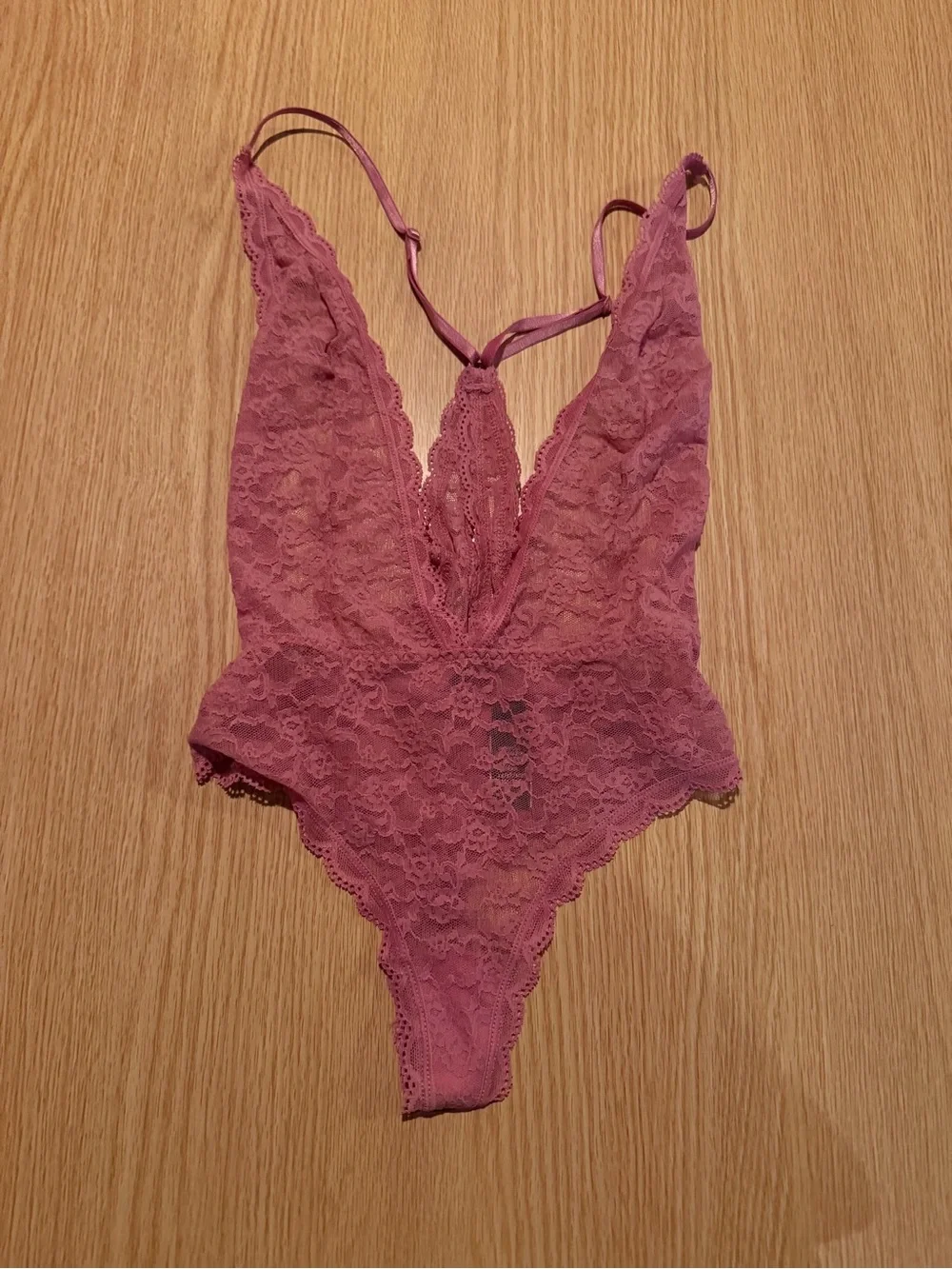Victorias Secret Lace Plunge Teddy Bodysuit - Rose